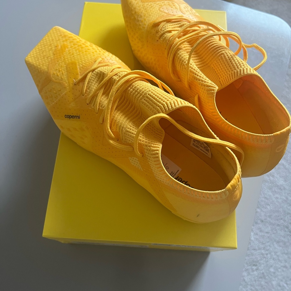 Puma x Coperni 90SQR Men's Athletic Shoes - Vibrant Yellow